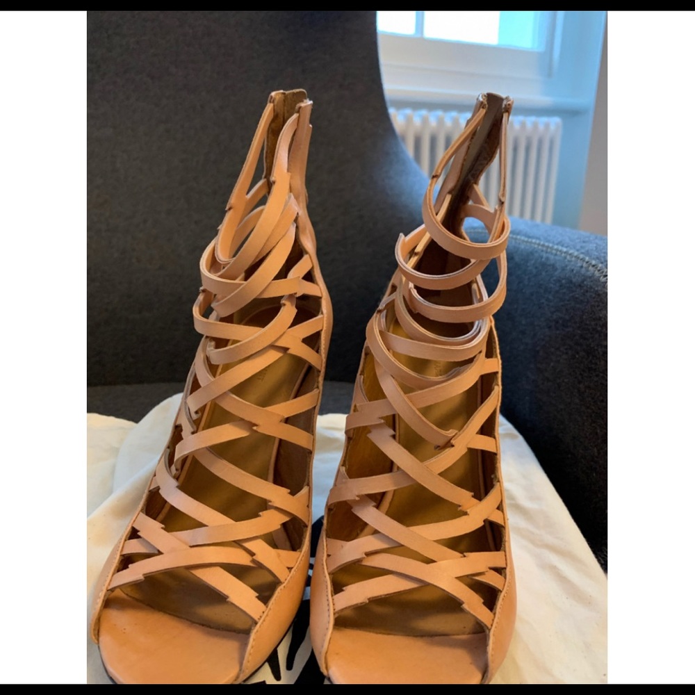 Isabel Marant Paw Leather Sandals Size 37